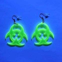 RAVELAND ALIENS COLLECTION GREEN BIOHAZARD EARRING