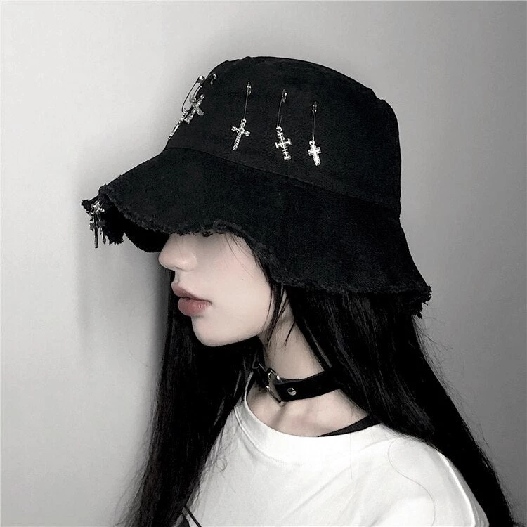 RAVELAND CLIP ME UP BUCKET HAT 5 RAVELAND CLIP ME UP BUCKET HAT