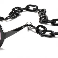 RAVELAND CHAINED UP SHADES