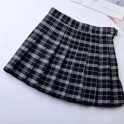 RAVELAND WOMEN BLACK PLAID SKIRT