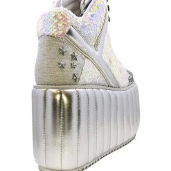 YRU QOZMO MOON SILVER SHOES