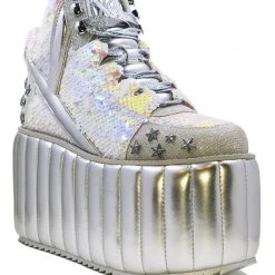 YRU QOZMO MOON SILVER SHOES