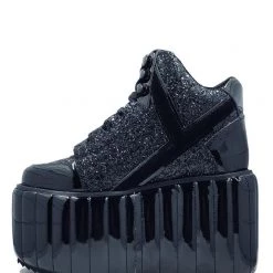 YRU QOZMO MOON BLACK SHOES